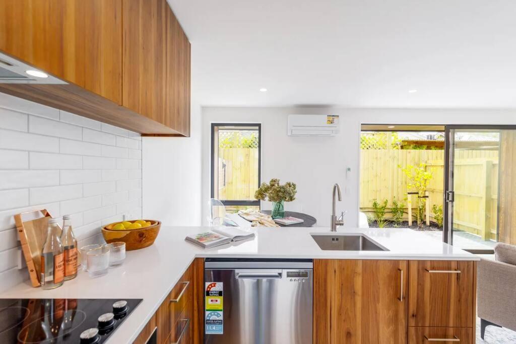 Cosy Central Home - Walk To Cbd & Free Escooters! Christchurch Exterior foto